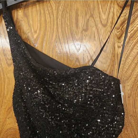 NWT LA FEMME black Sequin One shoulder Gown - Picture 8 of 10